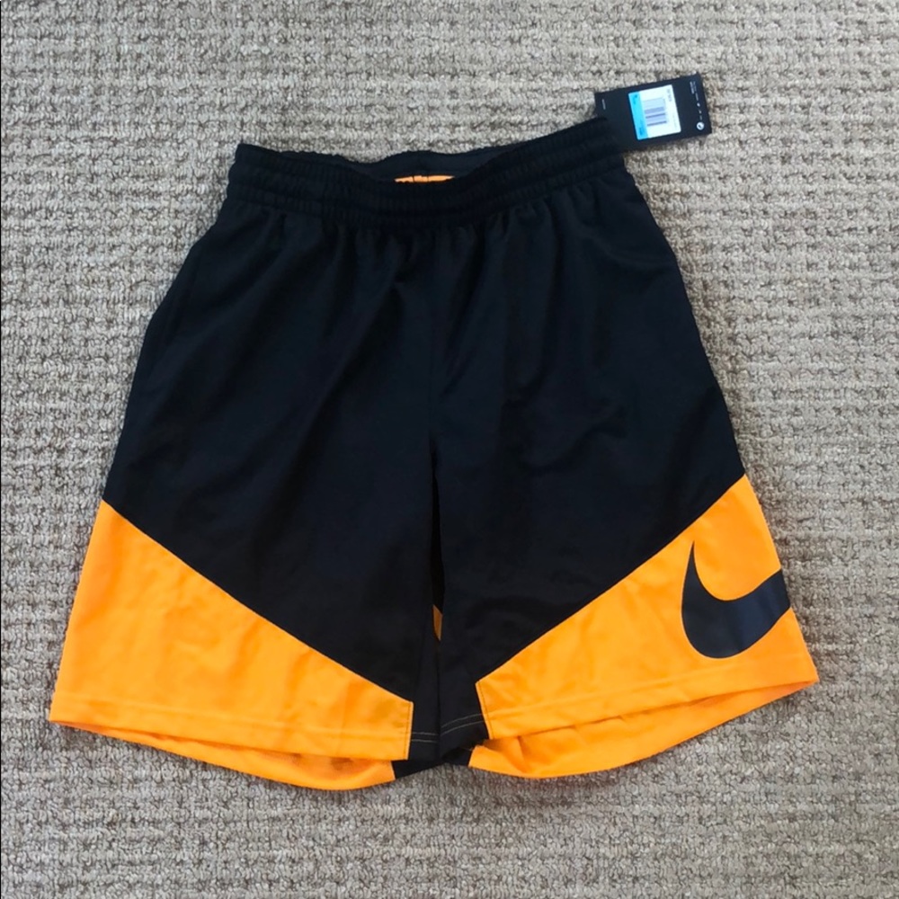 men’s Nike athletic shorts